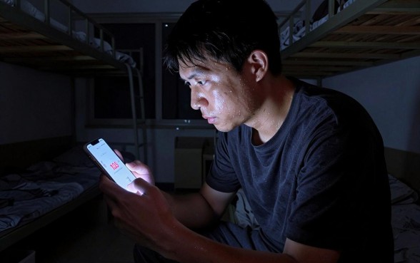 大学生贷款容易贷怎么样，枚举五个黑户贷款必下口子app