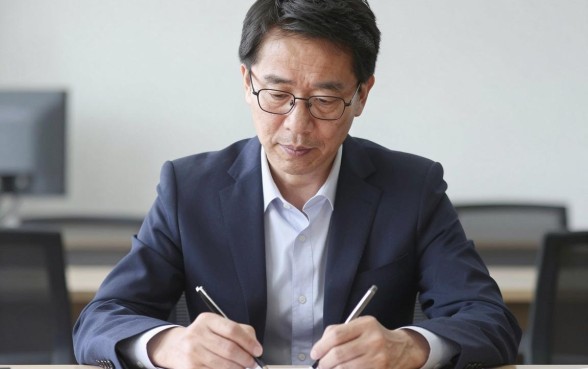 征信黑花了可以看额度吗，罗列5个无视黑花能下款一万元口子