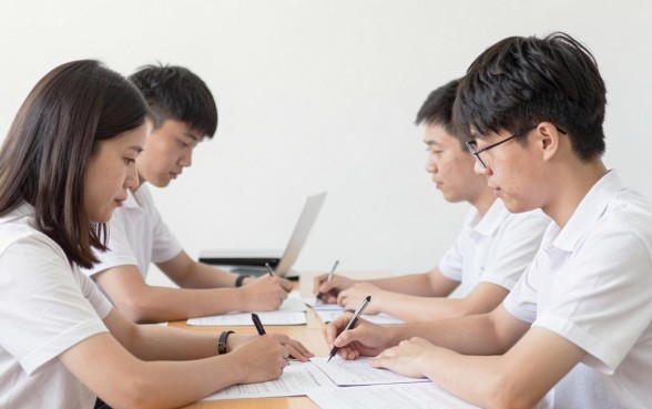 家人可以查到我名下的欠款吗，概括五个大学生可以使用的平台