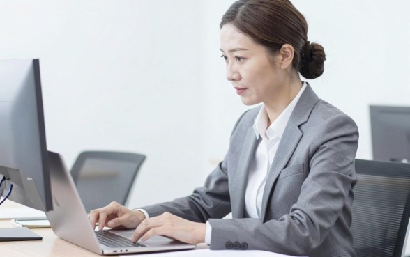 有什么新网贷可以下款，规整五个网贷黑口子必下款app